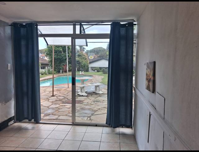 3 BEDROOM HOUSE FOR SALE IN BLUFF